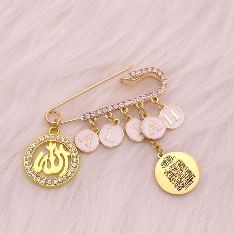 Customise english name Islam A – Embroidery Letter M recenzja i cena