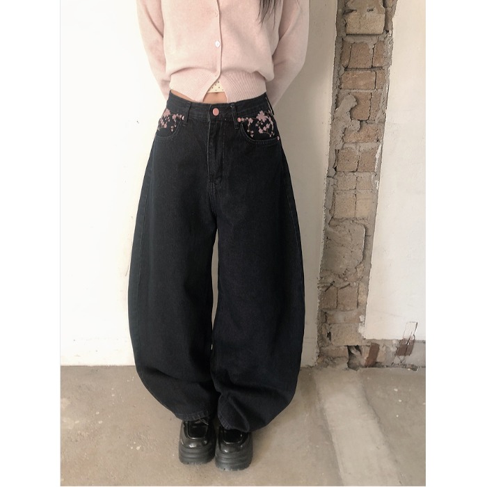 High Waist Sakura Embroidery W – Embroidery Jeans Sakura recenzja i cena