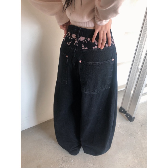 High Waist Sakura Embroidery W – Embroidery Jeans Sakura recenzja i cena
