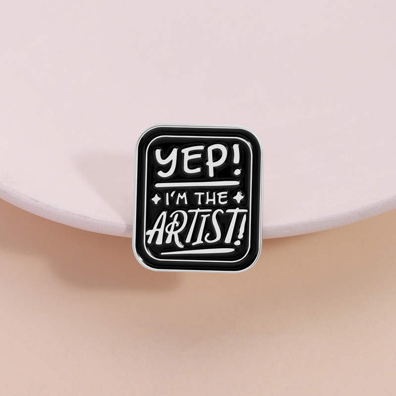 Yep I’m The Artist Enamel Pin  – Embroidery Letter M recenzja i cena
