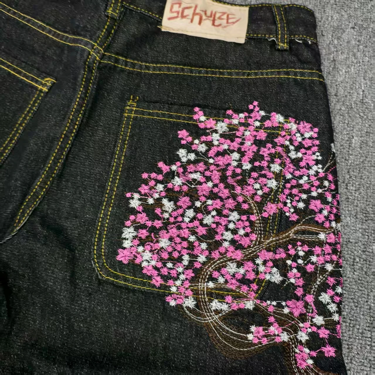 Sakura Pocket Embroidery Fashi – Embroidery Jeans Sakura recenzja i cena